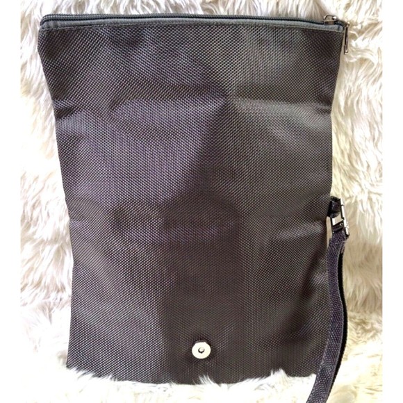 VIKTOR & ROLF KLM Airlines Grey‎ Nylon Travel Make-Up Bag Wristlet Toiletries - Picture 5 of 6